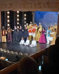 Auffuehrung im Goethe-Theater.jpg